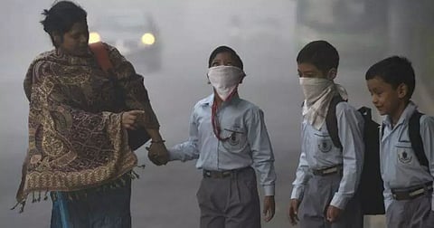 Schools shut in Delhi over air pollution