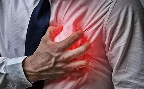 Why risk of heart attack rises in winter? Know Here