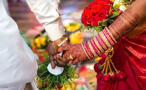 Availing of incentives for inter-caste marriage