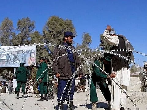 Hundreds of Afghans stranded at Iran border