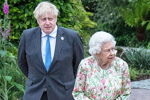 Downing Street apologizes to Queen Elizabeth