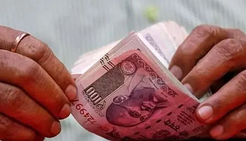 Income Tax team detects Rs 550 cr unaccounted cash