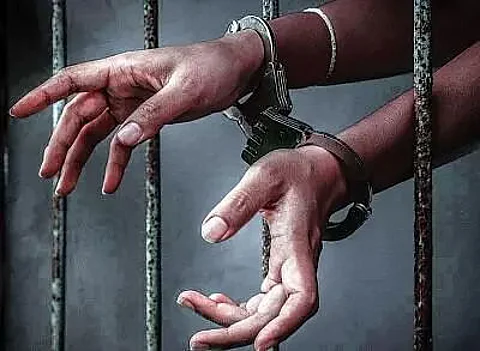 Delhi man held for extortion, blackmail on pretext of marriage