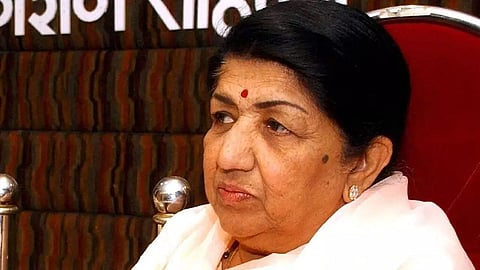 Lata Mangeshkar shows 'marginal improvement'