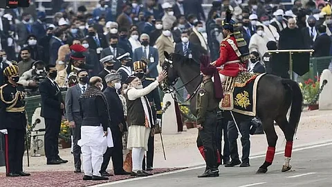 President's Bodyguard to retain retiring horses Vikrant, Viraat