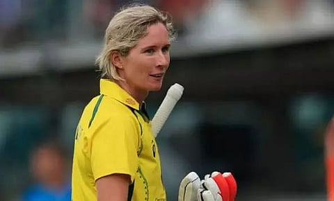 Beth Mooney unlikely for second women's Ashes ODI after suffering stiff quadriceps