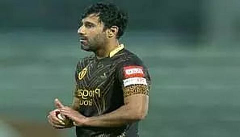 Bopara fined 75 per cent match fees for ball tampering
