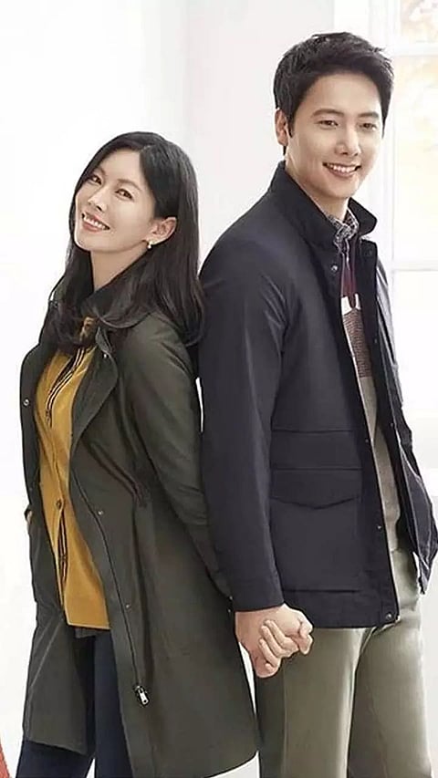 Korean Celebrity Power Couples From K-Pop Idols Hyuna & Dawn to Rain & Kim Tae-Hee