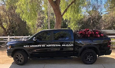 Kanye West sends truck full of roses to Kim Kardashian