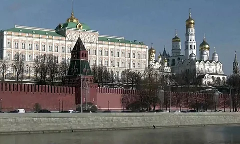 Russia 'Too Big' To Isolate: Kremlin