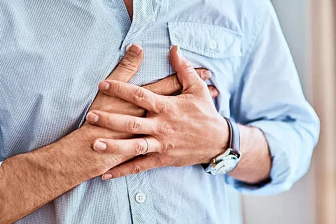 Shortness of breath could signal a heart attack: Study