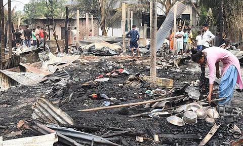 Fire guts over 40 houses in city