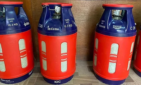 IOC launches composite cylinder in Nagaon