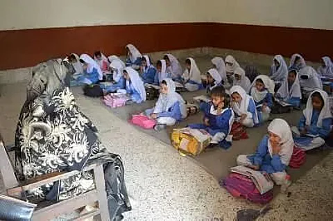 As Taliban ban girls from secondary schools, World Bank suspends $600mn projects