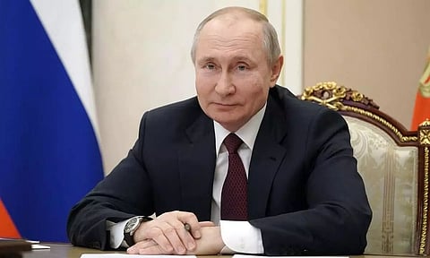 Putin takes baths using deer horn extract, travels with 10 doctors