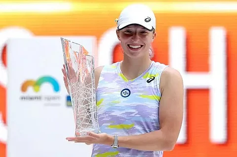 Swiatek crushes Osaka for Miami Open title