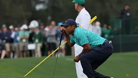 Steady Scheffler takes lead into Masters final round