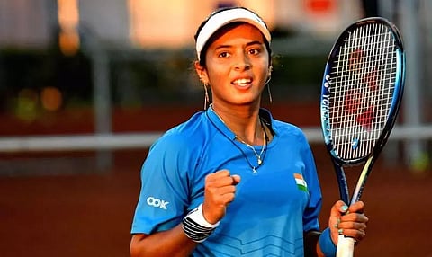 India beat New Zealand 2-1 to stay in Group I