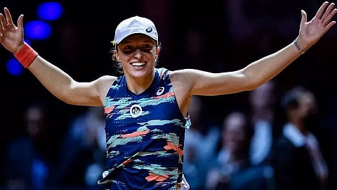 Iga Swiatek overpowers Aryna Sabalenka to win Stuttgart Open final title