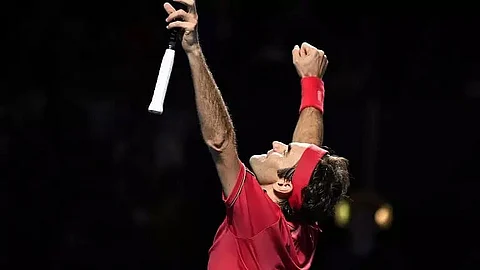 Roger Federer signs up to play Swiss Indoors