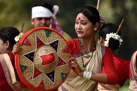 Golaghat Kendriya Rongali Bihu Sanmilan kicks off with cultural procession