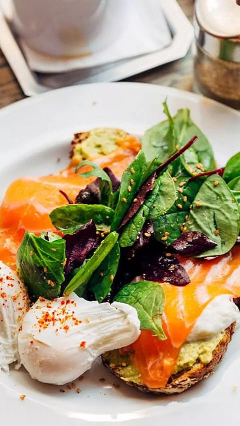 12 Best Brain Foods To Increase Memory Power & Concentration