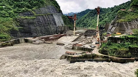 Central Electricity Authority (CEA) apprehensive about Subansiri project's guard walls