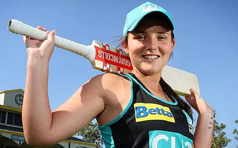 New Zealand all-rounder Amelia Kerr returns to Brisbane Heat for Women's Big Bash League