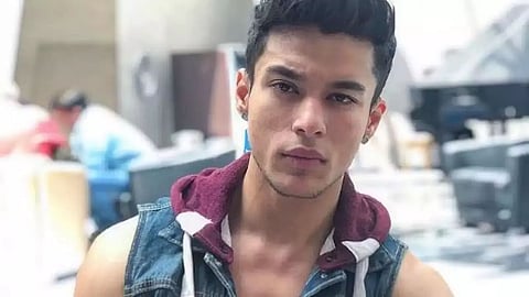 Pratik Sehajpal warns fans against using abusive language online