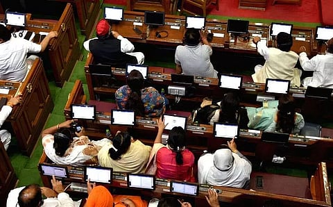 As UP Assembly goes paperless, MLAs fumble with tablets