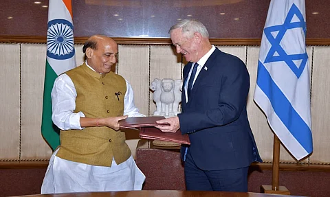 Defence Minister Rajnath Singh holds talks with Israeli counterpart on defence co-production