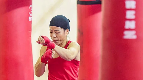 Injured Mary Kom advised reconstructive surgery