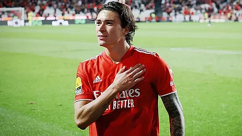 Benfica announce agreement to transfer Darwin Nunez to Liverpool