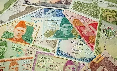 Pakistan currency, stock markets take a hit