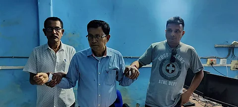 Guwahati: Senior Accountant Held For Taking Bribe