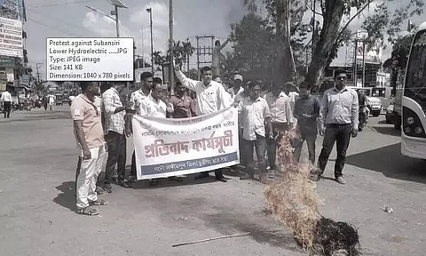 Assam: AJYCP stages protest against hydro electric power projects