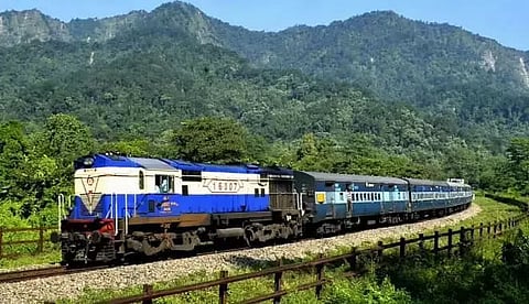 Guwahati–Lokmanya Tilak Express extended up to Dibrugarh