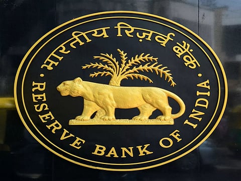 RBI uses umbrella analogy to justify Forex reserves release