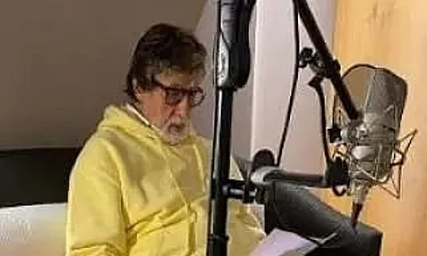 Amitabh Bachchan dubs for his cameo appearance in Gujarati movie