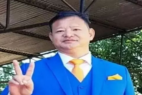 Itanagar Municipal Corporation Mayor Tame Phassang meets BJP workers