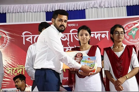 AASU accords warm felicitation to meritorious students