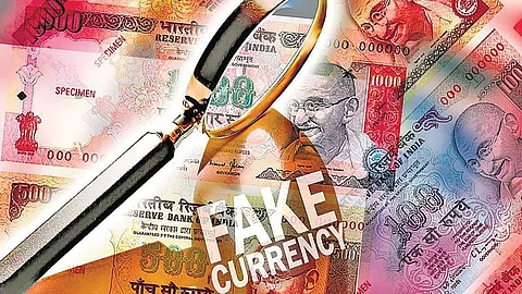 Arunachal Pradesh Police held two fake-currency swindlers from Naharlagun