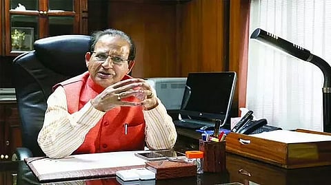 Governor Prof Jagdish Mukh administers oath to Prof Narendra Shivaji Chaudhari as ASTU VC