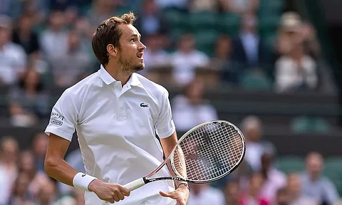 Medvedev Marches Into Third Round; Murray, Kyrgios, Gauff Move On