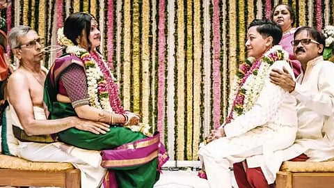Tamil Woman Marries her Bangladeshi Lover in a Same-Sex Marriage in Chennai