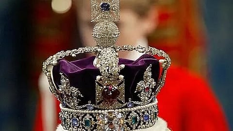 With The Demise of Queen Elizabeth II, Twitterati Demands Kohinoor's Return to India