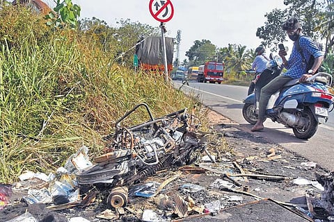 College Student Dies In Road Mishap At Singimari