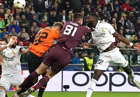 Manchester City, Real Madrid held but make last 16