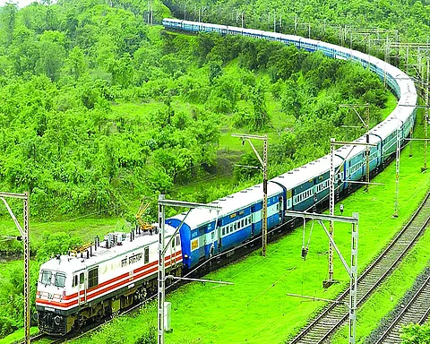 Indian Railways to Run 211 Special Trains to Clear the Festive Season Rush