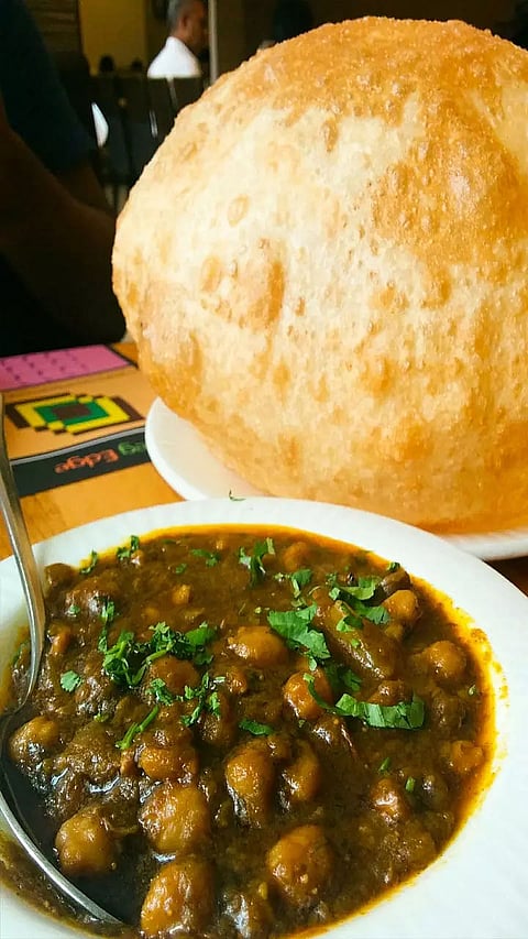 5 places that sell best chole bhature in Delhi